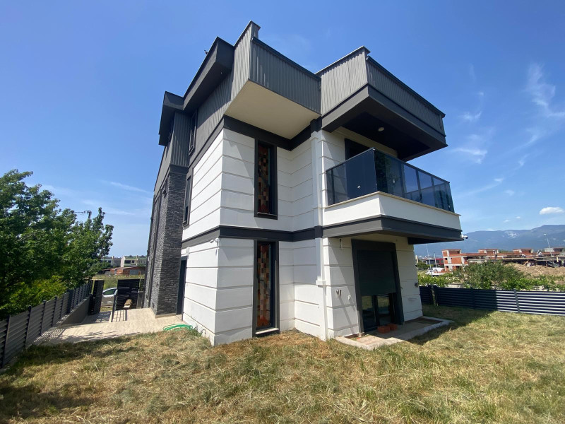 img-property